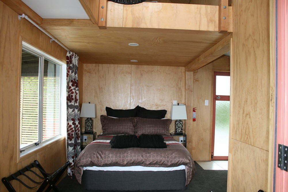 The Lighthouse Lookout Bed & Breakfast Tutukaka Exterior photo