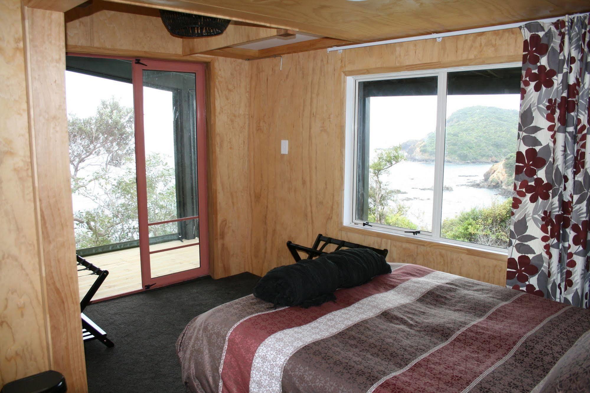The Lighthouse Lookout Bed & Breakfast Tutukaka Exterior photo